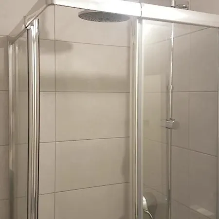 New Cheap Private Room, Kitchen ,tram On Site, 12 Minutes From Train Station With Tram , In 17 Min With Tram , Privée Pas Cher, Cuisine équipée , Tram Sur Place, à 12 Min De La Gare De Avec Le Tram, 17 Min * Nice